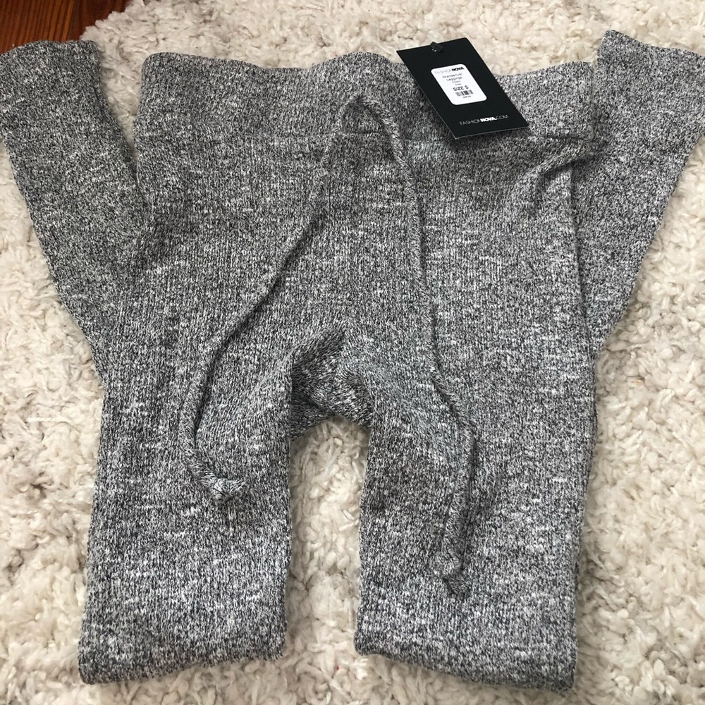 NWT Fashinova Wanderlust Leggings